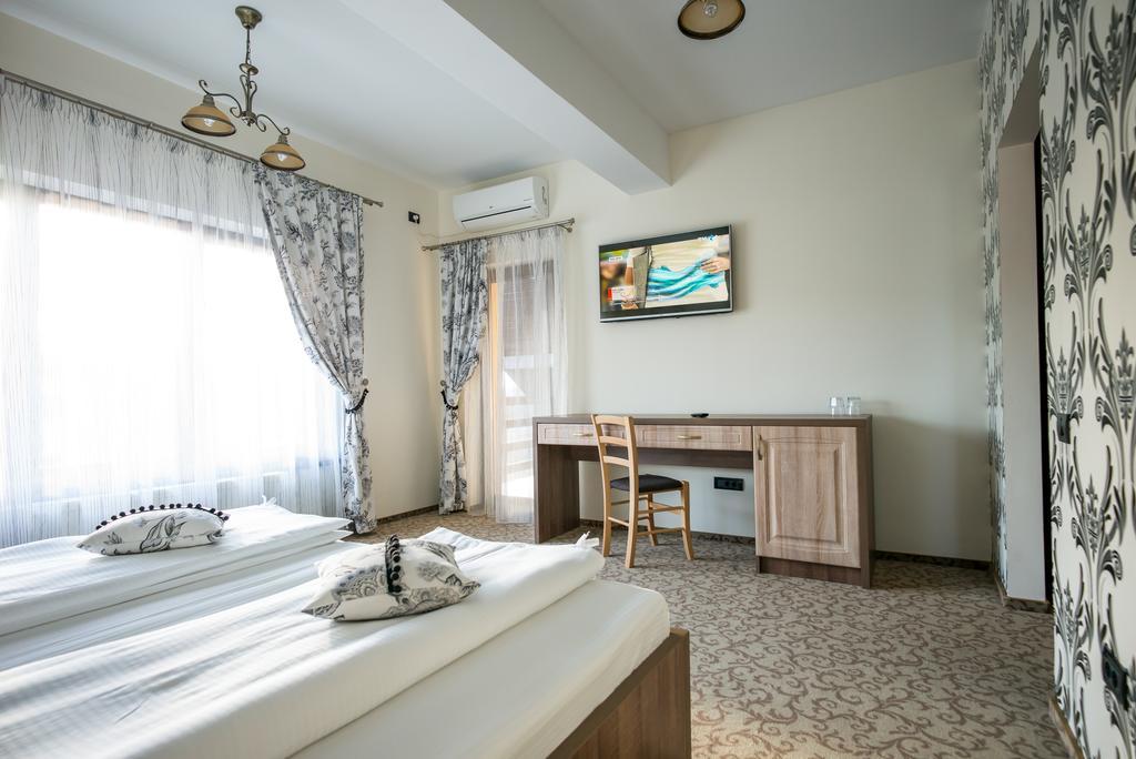 Pensiunea Royal Spa Piatra Neamţ Pokoj fotografie